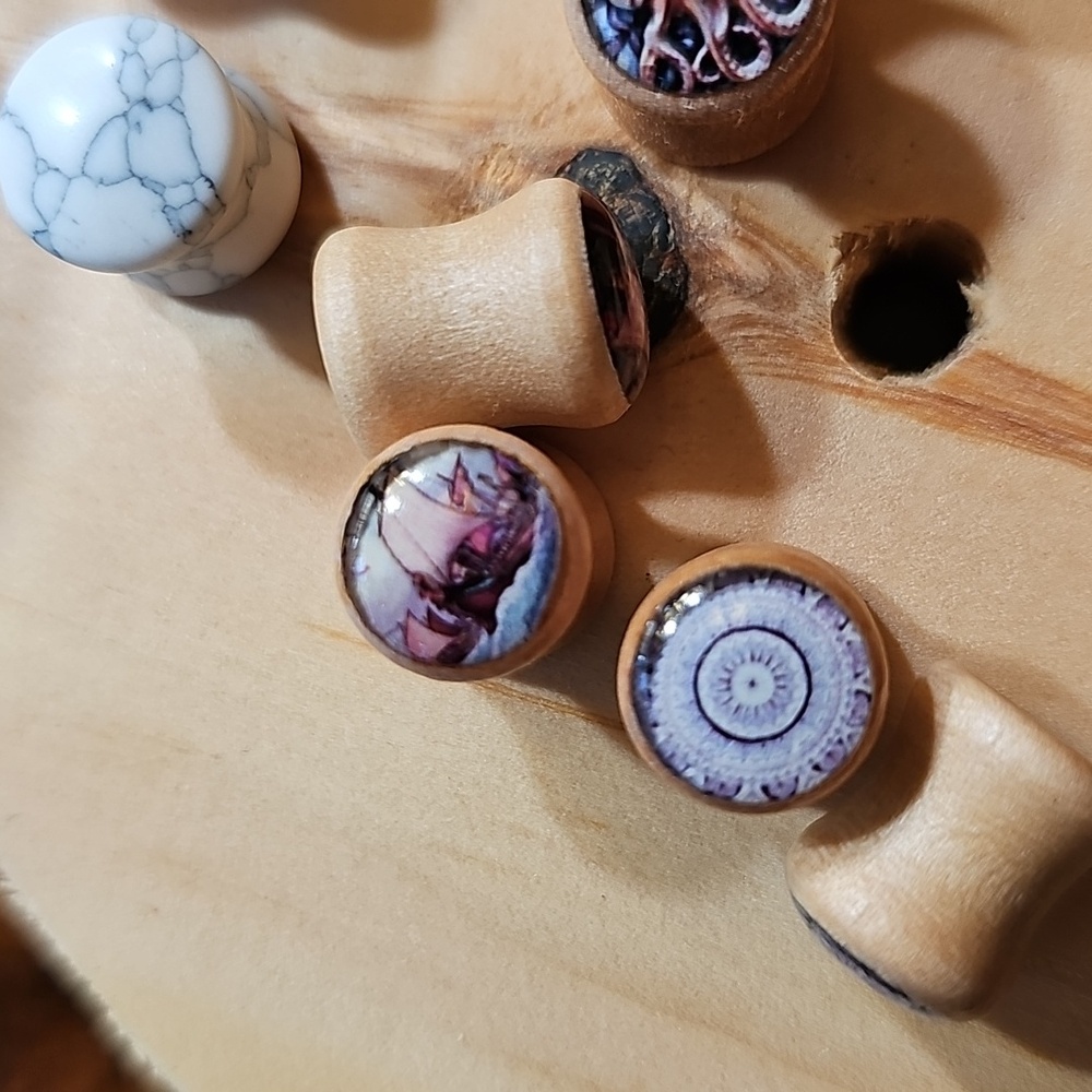 6 pairs of double flare 00g plugs - Picture 3 of 5